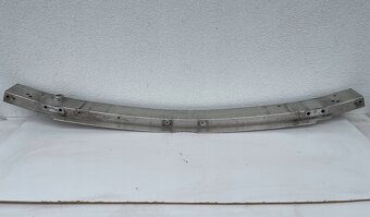 Mercedes B klassa W246 2011- predná výstuha - 3