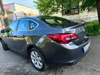 Opel Astra Sedan 1,4 benzin turbo - 3