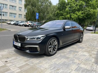BMW M760Li - 3