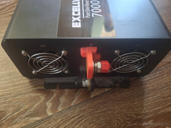 fotovoltaicky menic napatia 12V  - 220V - 3