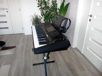 Keyboard YAMAHA PSRE463 - 3