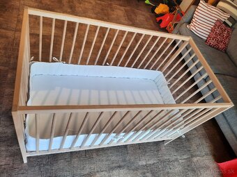 Detská postieľka IKEA, matrac, mantinel, plachty - 3