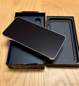 Samsung Galaxy S23 - 3