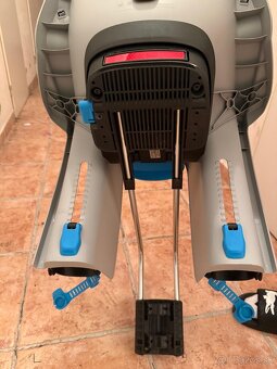 Polohovatelna zadná sedačka Thule - 3