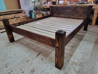 Postele z masívu - 3