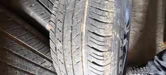 Originál Toyota RAV4 215/65R17 leto - 3