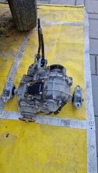 Lada niva 5 stupňová prevodovka a prídavná. - 3