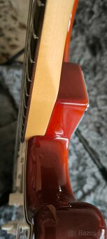 Fender American Professional Stratocaster - 3