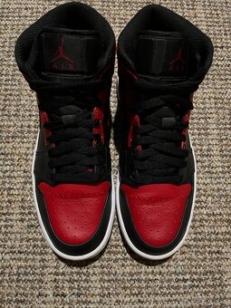 Nike Air Jordan 1 Mid - 3