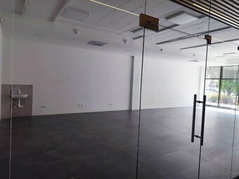 75,20 m2 - Exkluzívne obchodné priestory na prenájom Malacky - 3