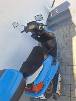 Scuter Jiangmen Zhongyu 125 - 3