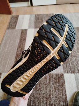 botasky Asics gel azumaya - 3