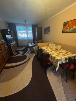 Rohová jedálenská lavica - 3