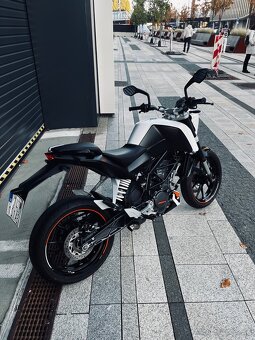 KTM DUKE 200 2014 A2 - 3