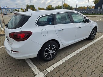 Opel astra j sport tourer - 3