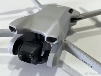 dron DJI mini 3 - 3