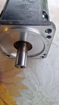 Predam krokovy motor siemens - 3