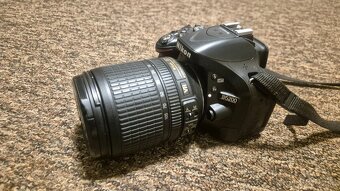 Predám NIKON D5200 + objektív NIKON 18-105 - 3