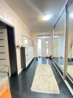 0918197701-307 900,- € NOVÁ CENA Na predaj krásny, štýlo - 3