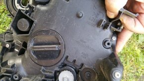 Predám na Toyotu Prius III 2013-2015 Ľavý Predný Bi LED svet - 3