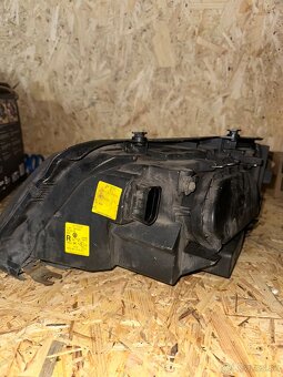 Svetlo VW Sharan ľavá strana - 3