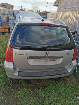 Predám Peugeot Na náhradné diely - 3