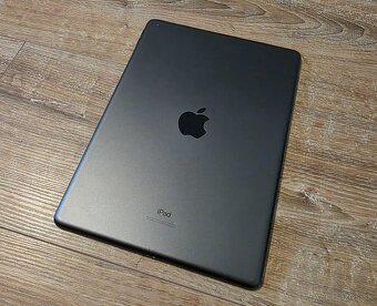 Apple iPad 8 128GB - 3