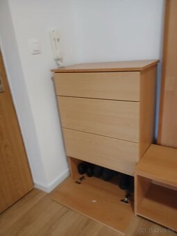 Vešiakova stena, botník, lavica - 3