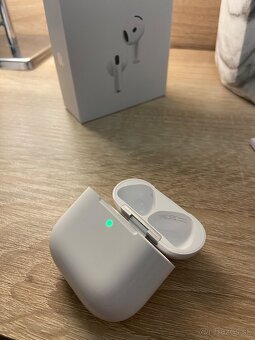 Airpods 4 - 3