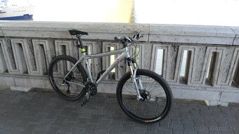 Specialized  Rock Hopper - 3