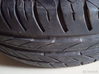 195/65 R15 - 3