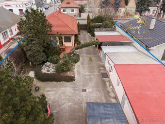 VÝNIMOČNÁ nehnuteľnosť kúsok od centra GALANTY ponúka RODINN - 3