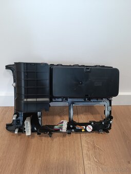 Kryt stredového tunela Kia Sorento III r.v. 2015-2023 - 3