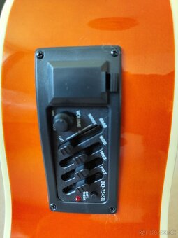 ELEKTROAKUSTICKA GITARA - 3