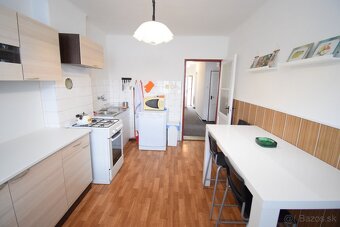 PRENÁJOM 4-IZBOVÉHO RODINNÉHO DOMU (95m2) S PEKNOU ZÁHRADOU - 3