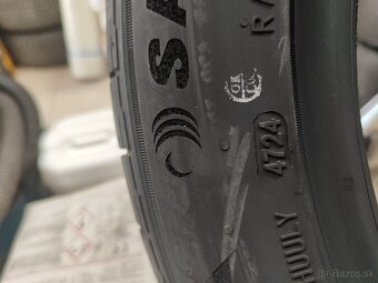 4x215/50R17 95W XL - 3