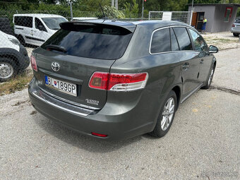 Toyota Avensis Combi 2.0 D-4D - 3