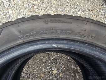 Predam zimne gumy Hankook 205/50R17 rocnik 2023 - 3