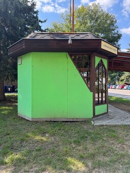 PREDAJNÝ STÁNOK 3x6m - 3