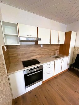 Kompletne zariadený 3i. byt v centre Malaciek na prenájom. - 3