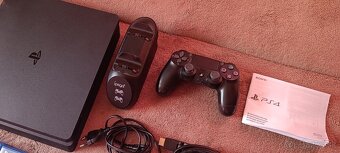 Ps4 slim s hrami a volantom - 3