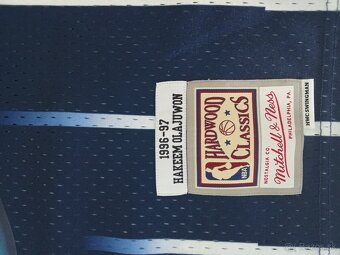 Basketbalový dres - 3