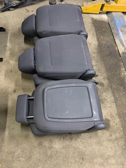 Sedačky z vw touran - 3