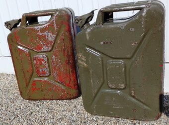 Plechové kanistre (bandasky) - 3