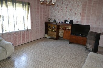 Na predaj rodinný dom v obci Sklené - znížená cena - 3