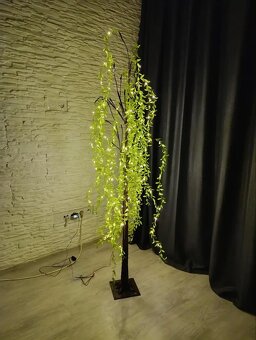 Dekoracny LED strom - 3