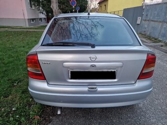 Opel Astra 2.0 DI - 3