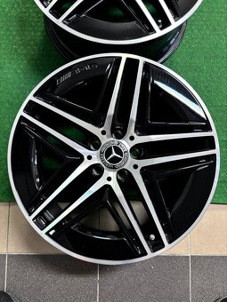 Mercedes V-Class AMG R19 original - 3