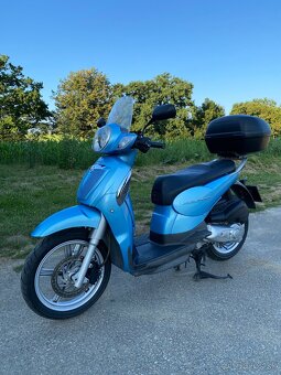 Aprilia Scarabeo 200 - 3