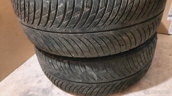 Predám zimné pneu MICHELIN 235/55 R17 - 3